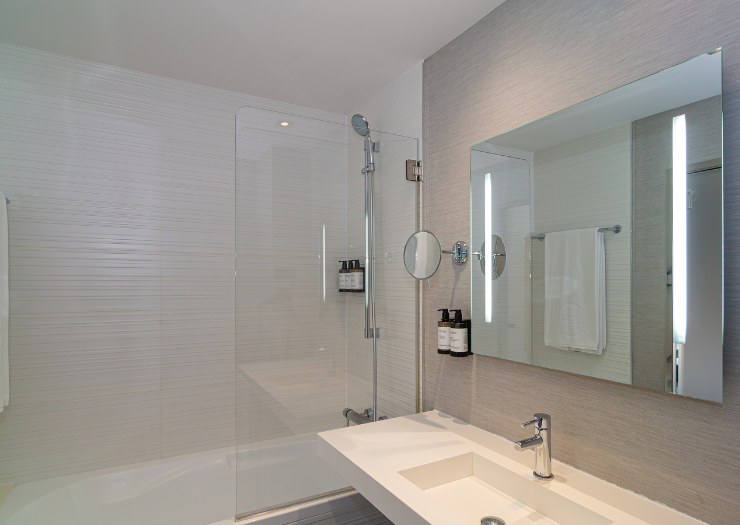 Junior suite Hotel SH Colón Valencia Junior suite Hotel SH Colón Valencia