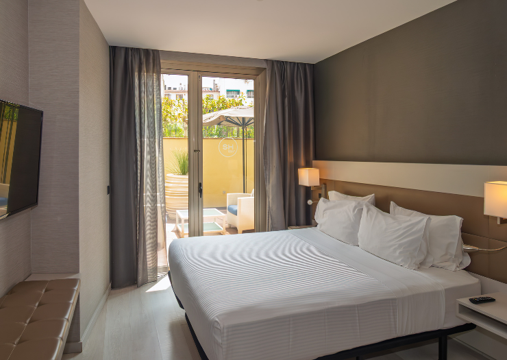 Junior suite Hotel SH Colón Valencia Junior suite Hotel SH Colón Valencia